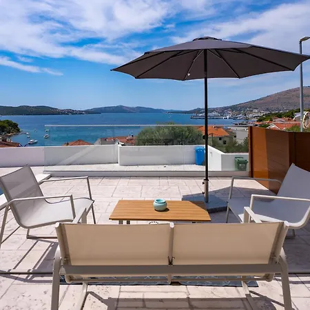 Paladium Apartman Trogir