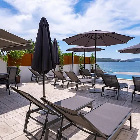 Paladium * トロギール